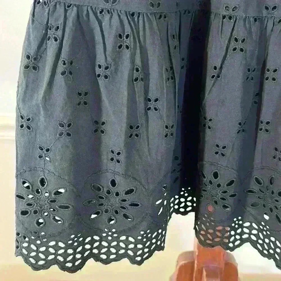 Loft Women's Size Small V-Neck Sleeveless Black Eyelet Sundress - Picture 3 of 4